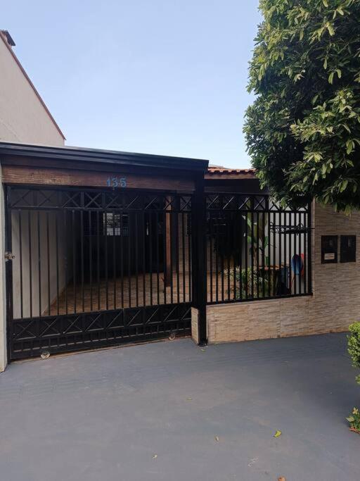 Gray House 4 Londrina - Pr Villa Kültér fotó